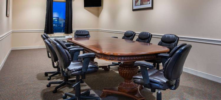 佛罗伦萨杰克逊地区温德姆戴斯套房酒店(Days Inn & Suites by Wyndham Florence/Jackson Area)图片