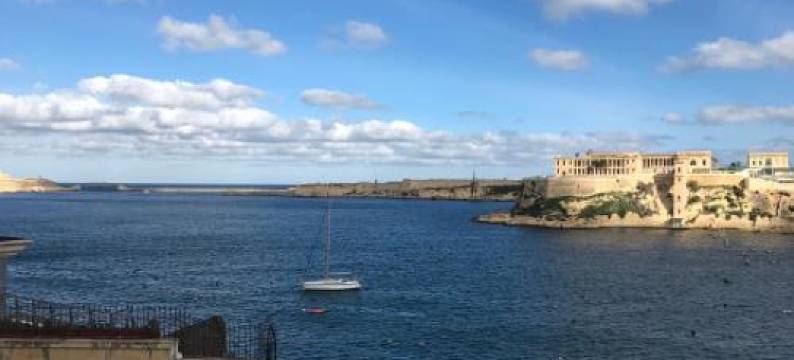 Grand Harbour View图片