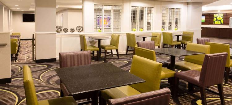 明尼阿波利斯布卢明顿西拉昆塔温德姆套房酒店(La Quinta Inn & Suites by Wyndham Minneapolis Bloomington W)图片