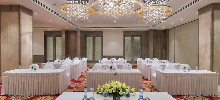 古尔冈中心温德姆华美达酒店(Ramada by Wyndham Gurgaon Central)图片