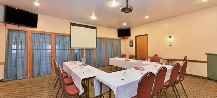 温斯洛 I-40 凯隆华晟酒店(Clarion Pointe Winslow I-40)图片