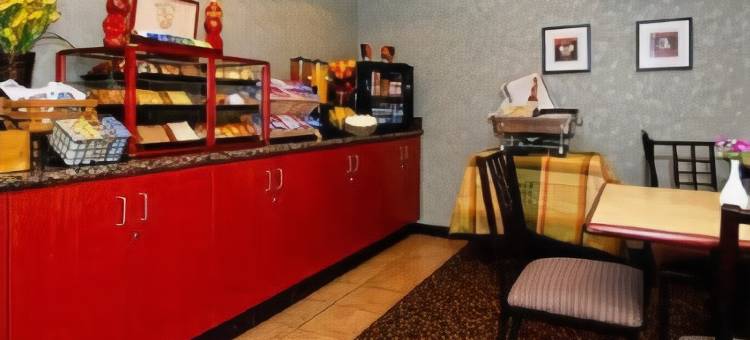 利弗莫尔葡萄酒乡村品质酒店套房(Quality Inn & Suites Livermore Wine Country)图片