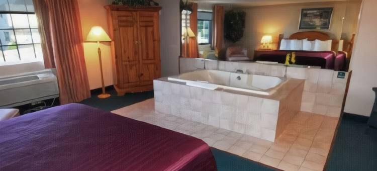 Quality Inn & Suites Bremerton Near Naval Shipyard图片