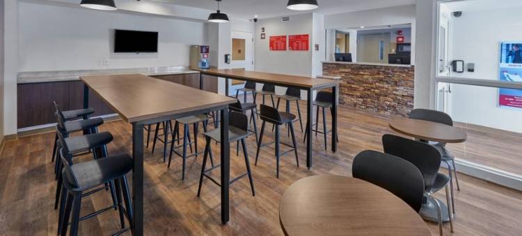 墨西卡里卡塔维尼亚长住套房酒店(Extended Suites Mexicali Catavina)图片