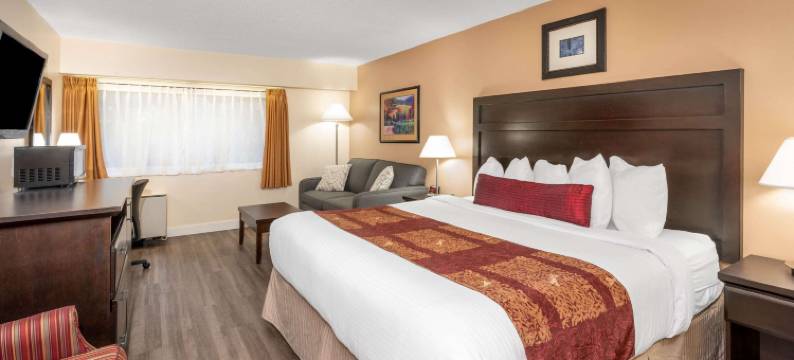 高贵林华美达酒店(Ramada by Wyndham Coquitlam)图片