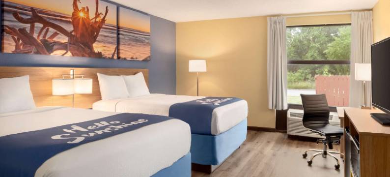 梅里尔维尔温德姆戴斯套房酒店(Days Inn & Suites by Wyndham Merrillville)图片