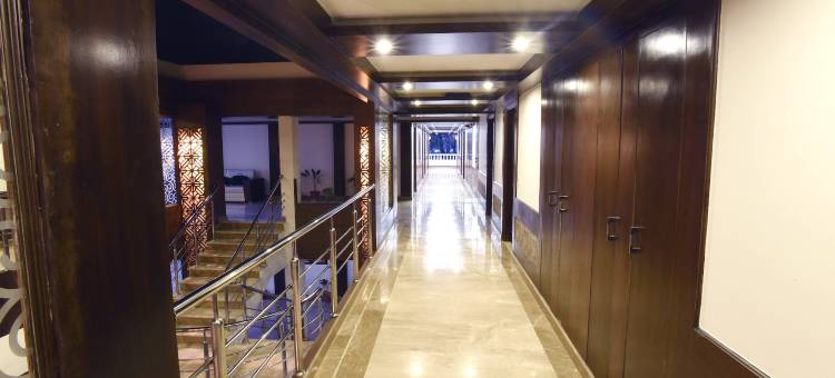 慕苏里斯塔茨克拉克斯旅馆(Starz Clarks Inn Mussoorie)图片