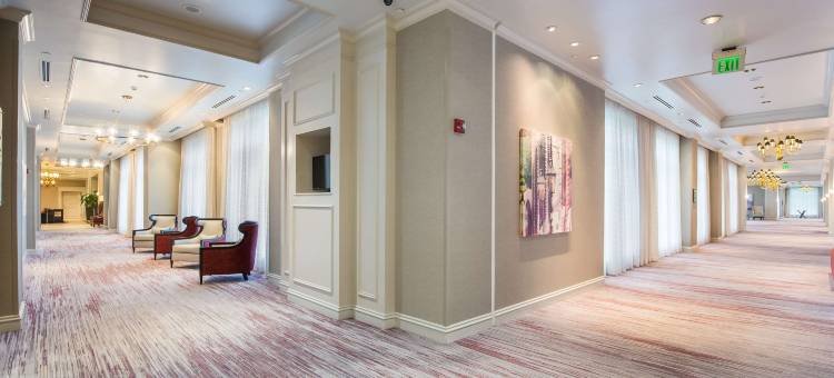 萨福克湖滨希尔顿花园旅馆(Hilton Garden Inn Suffolk Riverfront)图片