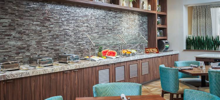 西棕榈滩机场希尔顿逸林酒店及度假村(DoubleTree by Hilton Hotel West Palm Beach Airport)图片