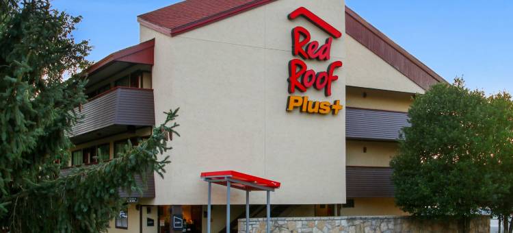 斯泰茨维尔红屋顶PLUS+酒店(Red Roof Plus+ Statesville)图片