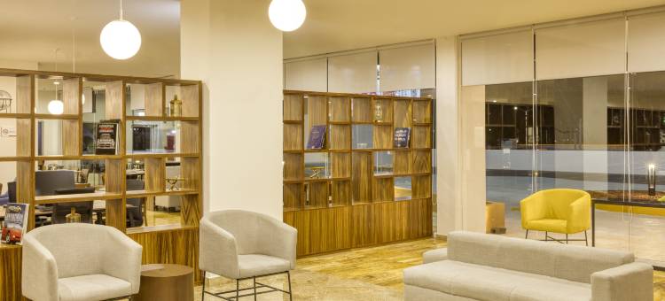 瓜达拉哈拉佩里菲里科波尼特嘉年华酒店(Fiesta Inn Guadalajara Periferico Poniente)图片