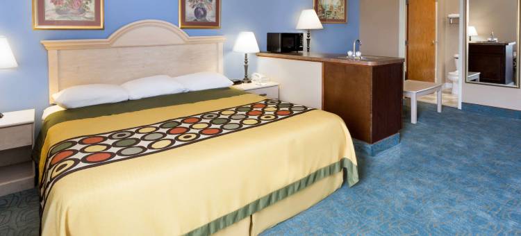 弗里波特温德姆速8酒店(Super 8 by Wyndham Freeport)图片