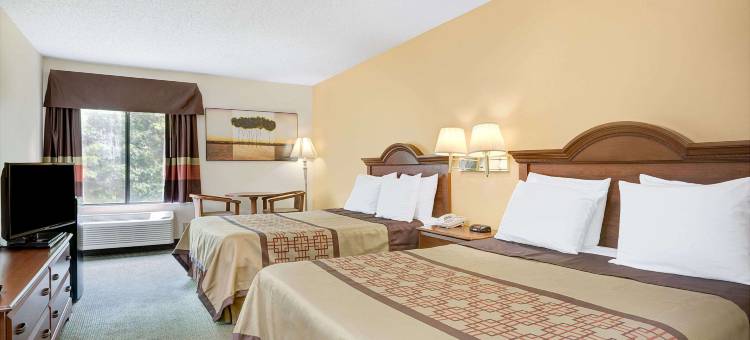 伯灵顿东戴斯酒店(Days Inn by Wyndham Burlington East)图片
