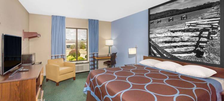 本顿维尔温德姆速8酒店(Super 8 by Wyndham Bentonville)图片