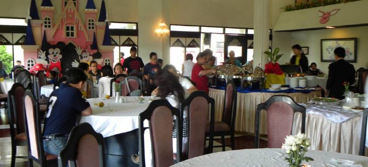 不拉士打宜西巴雅克国际酒店(Hotel Sibayak Internasional)图片