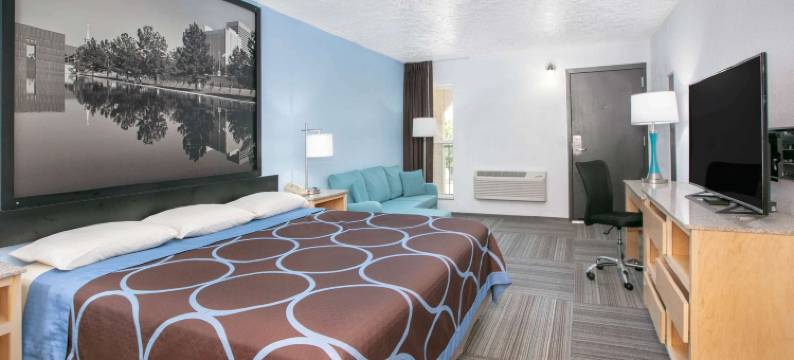 穆尔城温德姆速8酒店(Super 8 by Wyndham City of Moore)图片