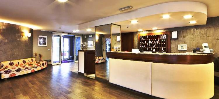 富豪公寓酒店(Regal Hotel & Apartments)图片