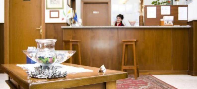 加利福尼亚酒店(Hotel California)图片