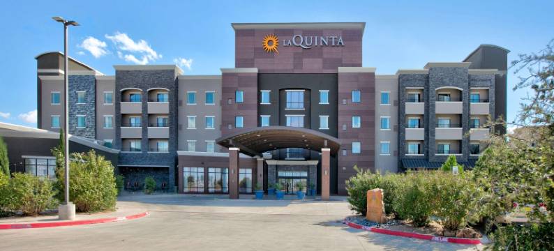 拉伯克西南拉昆塔温德姆套房酒店(La Quinta Inn & Suites by Wyndham Lubbock Southwest)图片