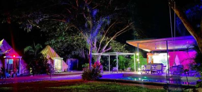 Pyramid Tamarindo图片