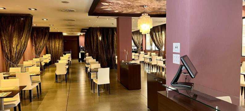 图里亚酒店格拉纳达(Turia Granada)图片