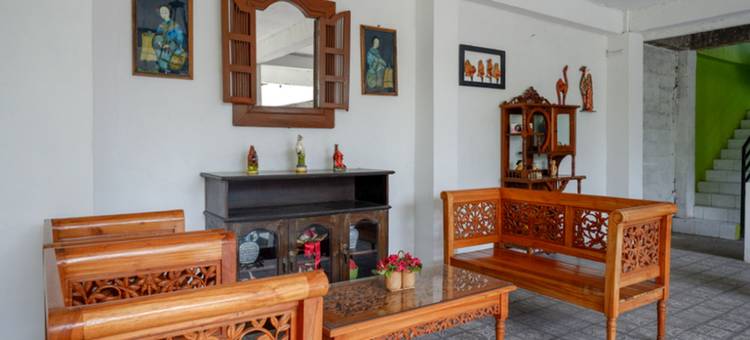 红门酒店@帕兰崔提斯加兰(RedDoorz @ Jalan Parangtritis)图片