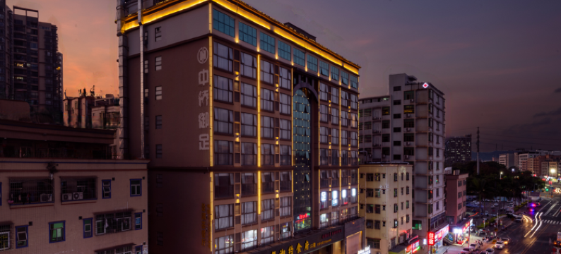 铂尔顿酒店(深圳松岗燕川文化广场店)图片