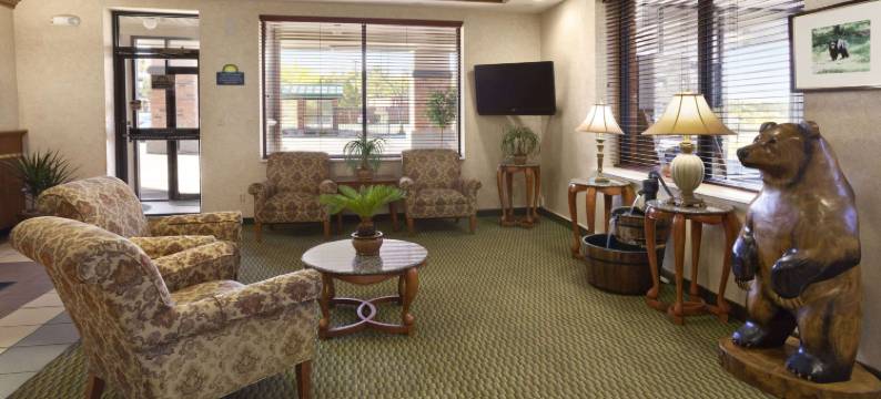 特立尼达戴斯套房酒店(Days Inn & Suites by Wyndham Trinidad)图片