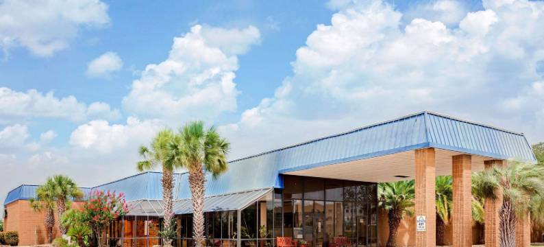 贝城温德姆戴斯酒店(Days Inn by Wyndham Bay City)图片