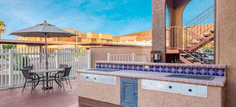 圣乔治豪生套房酒店(Howard Johnson by Wyndham St. George Hotel & Suites)图片