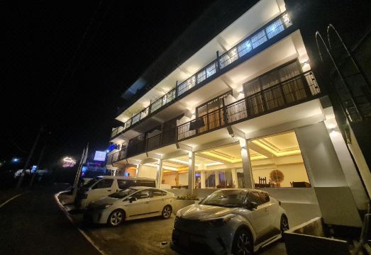 Top Rich Hotel Nuwara EliyaHotel Overview