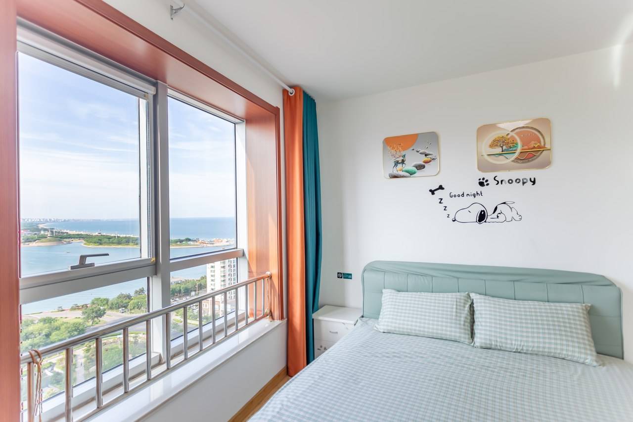 烁海海景万平口景区灯塔店民宿(绿舟南路分店)