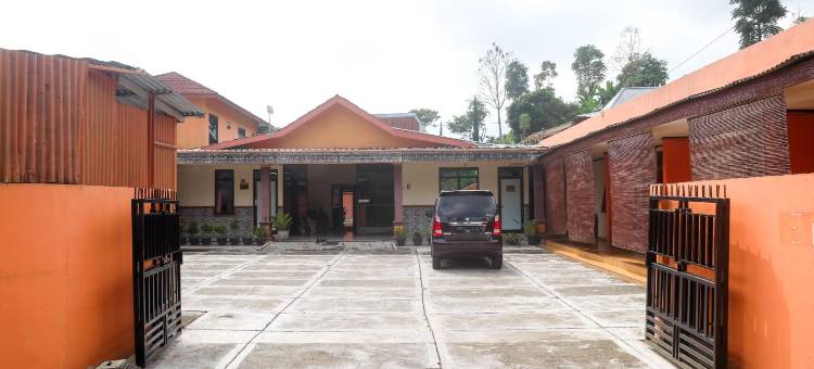 RedDoorz Near Candi Sukuh Karanganyar图片