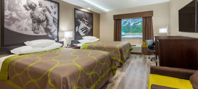 金伍德休斯顿北温德姆速8酒店(Super 8 by Wyndham Kingwood Houston North)图片