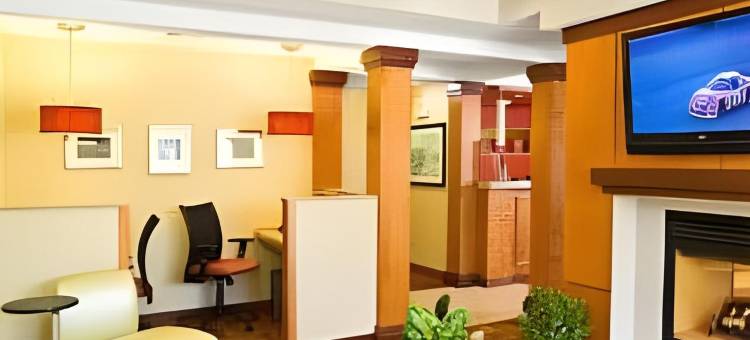 吉尔福德万豪TownePlace酒店(TownePlace Suites Laconia Gilford)图片