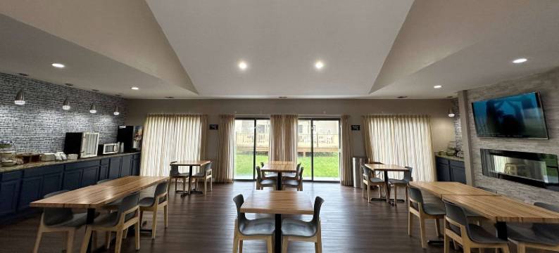 阿特金森堡温德姆美吟温德姆酒店(AmericInn by Wyndham Fort Atkinson)图片