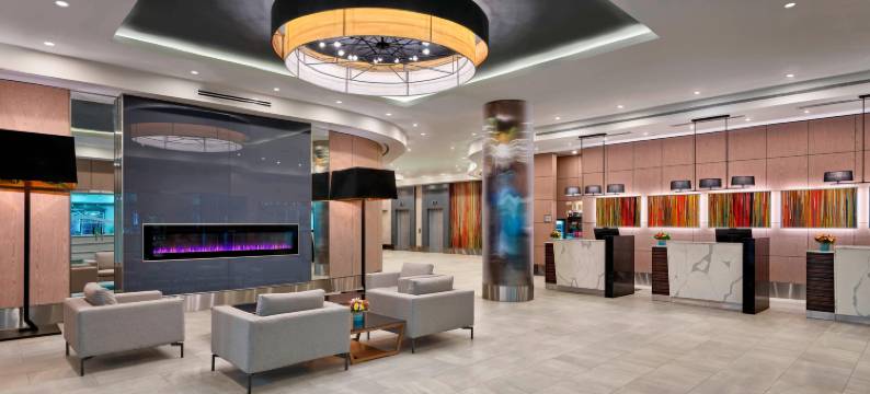 埃德蒙顿中心德尔塔套房酒店(Delta Hotels Edmonton Centre Suites)图片