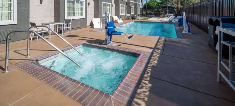 Microtel Inn & Suites by Wyndham Tracy图片