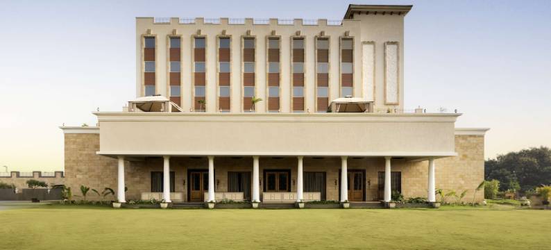 贾斯拉杰宫酒店，雅瓦特马尔，丽笙精选成员(Jasraj Palace Yavatmal Hotel, a Member of Radisson Individuals)图片