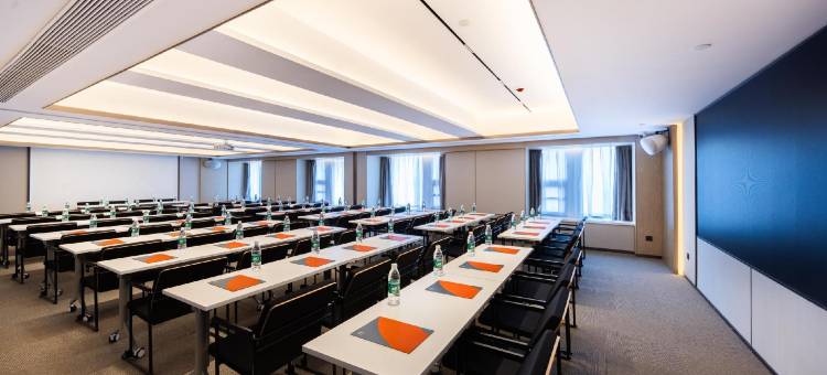 济南山东国际会展中心宜家亚朵酒店图片