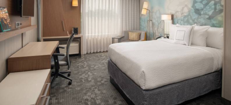 波特兰机场万怡酒店(Courtyard Portland Airport)图片