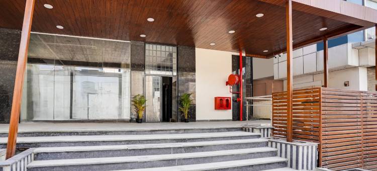 Townhouse Oak Xotel Near Silk Board Metro图片