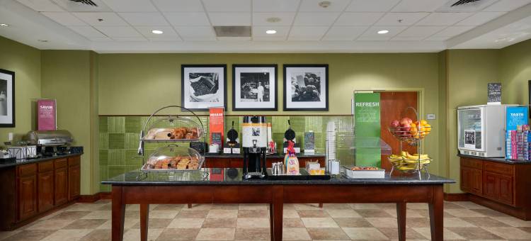 欢朋酒店百慕达/阿德范西(Hampton Inn Bermuda Run)图片