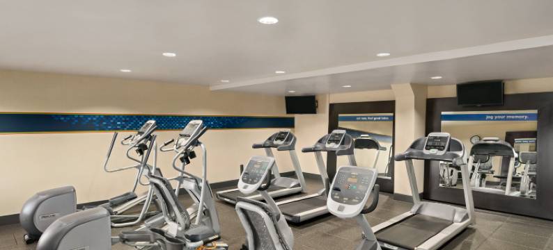 希尔顿欢朋酒店-波特兰机场(Hampton Inn Portland Airport)图片