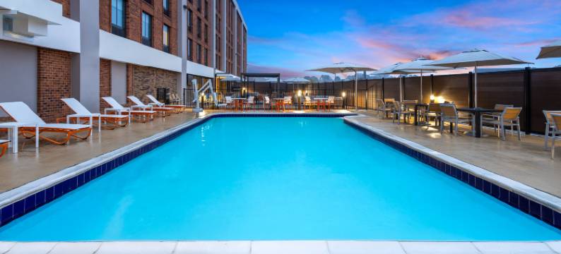 里士满西区假日套房酒店(Holiday Inn & Suites RICHMOND - WEST END by IHG)图片