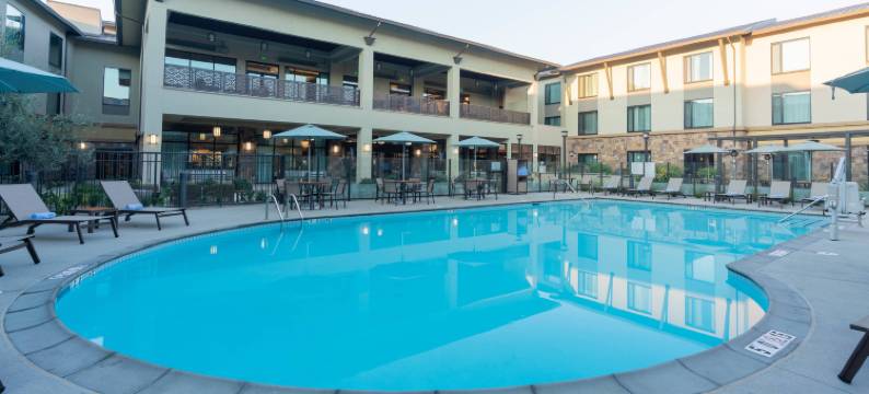 千橡阿古拉山万豪万怡酒店(Courtyard Thousand Oaks Agoura Hills)图片