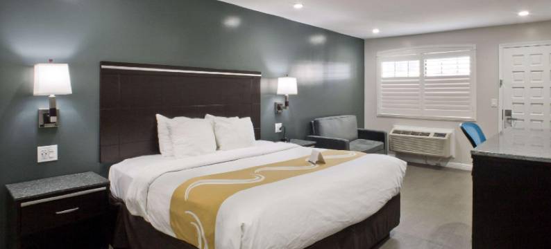 湾区酒店及套房(Bay Area Inn & Suites)图片