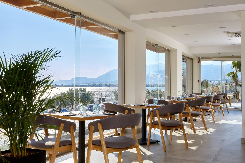 Enorme Santanna Beach Over view