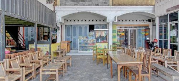 Hotel O Cindelaras B&b Bunk Bed图片