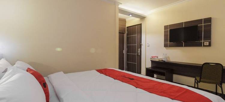 红多兹Plus酒店-帕纳库康大道(RedDoorz Plus @ Boulevard Panakkukang)图片